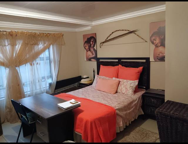 4 BEDROOM HOUSE FOR SALE IN VISTA PARK